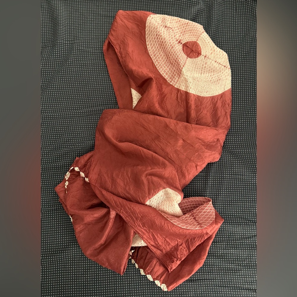 BRAND NEW! 100% SILK Fabindia Scarf Wrap Maroon, Circles, Patterned